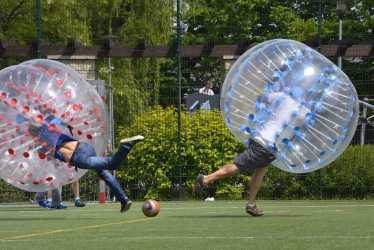 Wycieczka fakultatywna, Bumper Ball