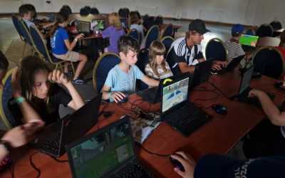 Obóz młodzieżowy, Julinek - programowanie w świecie Minecraft B&B Julinek Park, 7 dni 7-12 lat