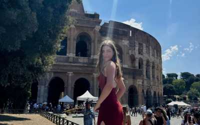 Obóz młodzieżowy, Rimini h. Crown*** - obóz Chill out Zone ze zwiedzaniem Rzymu i San Marino - wylot z Warszawy Hotel Crown***, 8 dni 13-17 lat